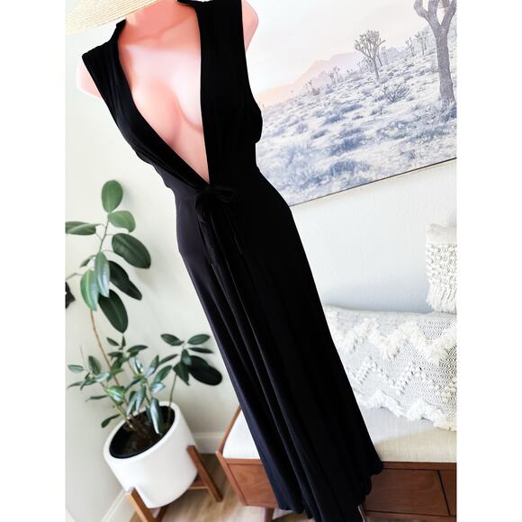 Seashell Secrets + Shoreline Strolls flowing coverup sleeveless maxi dress - Picture 4 of 6